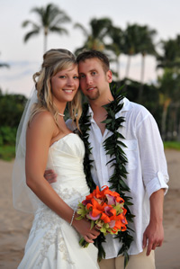 Ti leaf maile lei for men.