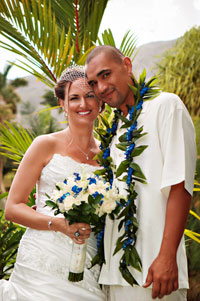 Maui Wedding bouquet with blue bouquet flower theme