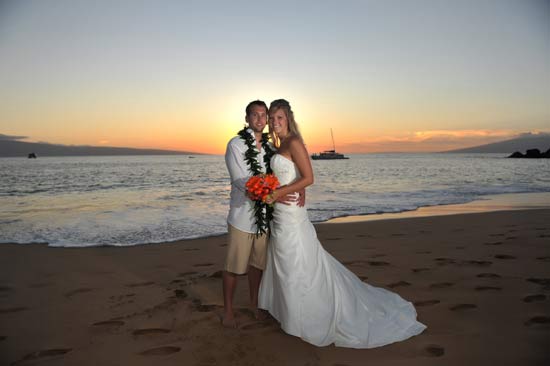 Maui Sunset Wedding Couple with Bouquet and Lei